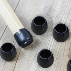 32 stk. Silikonepuder til møbler Stole Stolebenbeskyttere Stolebenbeskyttere i gummi Runde benbeskyttere, 12-16MM (sort)