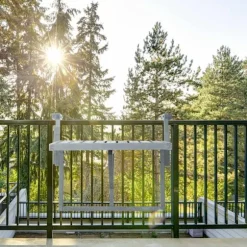 Balkon bordhængende træ
