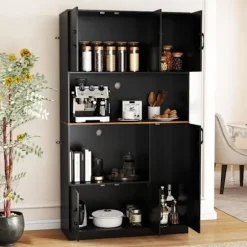 Buffet i køkkenet 180 CM med opladningsstik fra COSTWAY med mikrobølgeovnsstativ, moderne kaffebar i træ, sort Svart