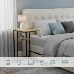 C-formet sidebord med 2 hylder til sofa og seng