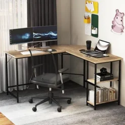 COSTWAY L-formet computerhjørneskrivebord 138 CM, industrielt med carbonstålramme, 2-lags hylde, naturlig Naturlig