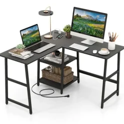 COSTWAY L-formet skrivebord med stikkontakter og USB-porte, 120 x 120 x 75 cm, opbevaringshylder, metalramme, sort