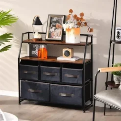 COSTWAY stof kommode med 5 skuffer, 2 hylder, kommode, metalramme opbevaringsenhed til stuen, entré, 84 x 30 x 85 cm svart och grått