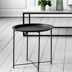 Elegant accentstol, overdimensioneret sort lænestol, moderne design fra midten af århundredet, metalramme med aftagelig top, egnet til indendørs og udendørs brug, understøtter | Fyndiq
