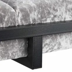 Elegant bænk med fløjlspolstring