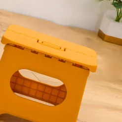 Foldbar Fodskammel Bærbar Stærk Pladsbesparende Plastik Fodstøtte til Voksne og Børn Gul