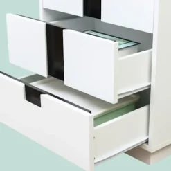 Hvid kommode – 4 rummelige skuffer, alsidig opbevaring