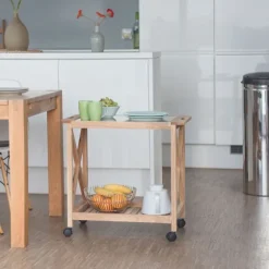 Køkkenvogn i valnød