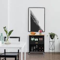 Køkkenø-vogn med bambustop og vinreol