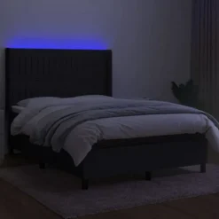 Maison Exclusive - Sengebund med lameller, madras og LED Sort 140x190 cm Stof
