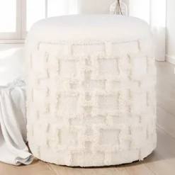 Rootz fluffy stoftaburet - Elegant siddeplads - Hvidt polstring - Komfortabel siddeplads - 45 cm x 40 cm x 45 cm