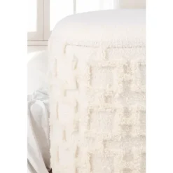 Rootz fluffy stoftaburet - Elegant siddeplads - Hvidt polstring - Komfortabel siddeplads - 45 cm x 40 cm x 45 cm