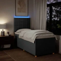 Sengestel med madras - 80x200 cm - Mørkegrå stof - LED lys - Justerbar hovedgærde
