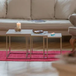Sidebord i sæt af 3 med metalben