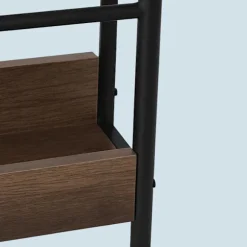 Sidebord med USB-porte og strømudtag
