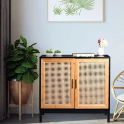 Skænk med 2 låger i rattan