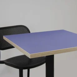 Tabel 70 x 70 cm - model Bazila blå bemærkninger trækanter Blå