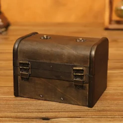 Vintage Træ Skattekiste Møntboks Hjem Sparekasse – Antik Smykkeopbevaringskiste til Rekvisitter, Dekoration eller Opsparing, 15x10.5x10.5cm